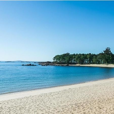Appartement Apartamento En Zona Costera, Muy Cerquita De La Playa à Pobra Do Caraminal Extérieur photo
