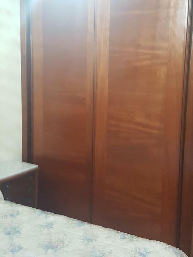 Appartement Apartamento En Zona Costera, Muy Cerquita De La Playa à Pobra Do Caraminal Extérieur photo
